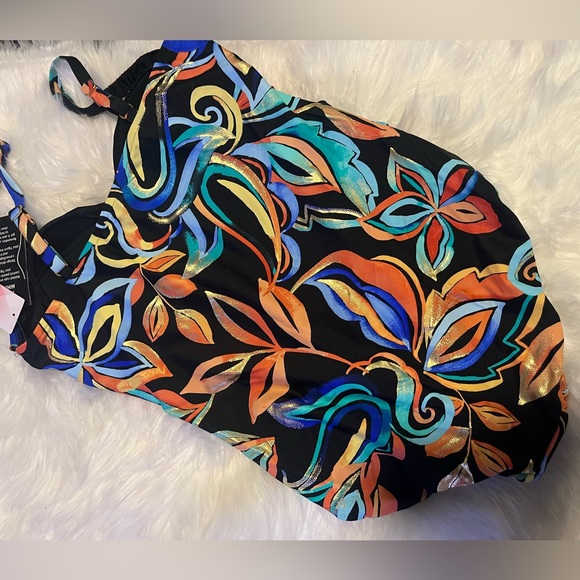 Maxine Of Hollywood Women's V-Neck Twist Front Shirred One Piece Swimsuit - Picture 4 of 6